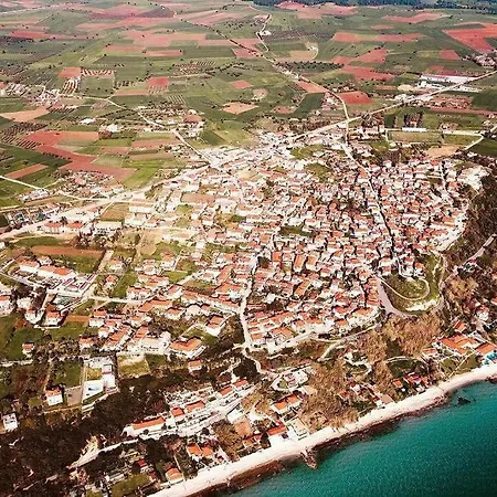 Assimina's Luxury House With View Holiday home Afytos